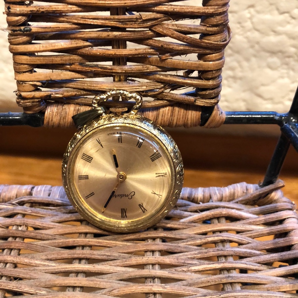 Vintage pocket watch pendent
